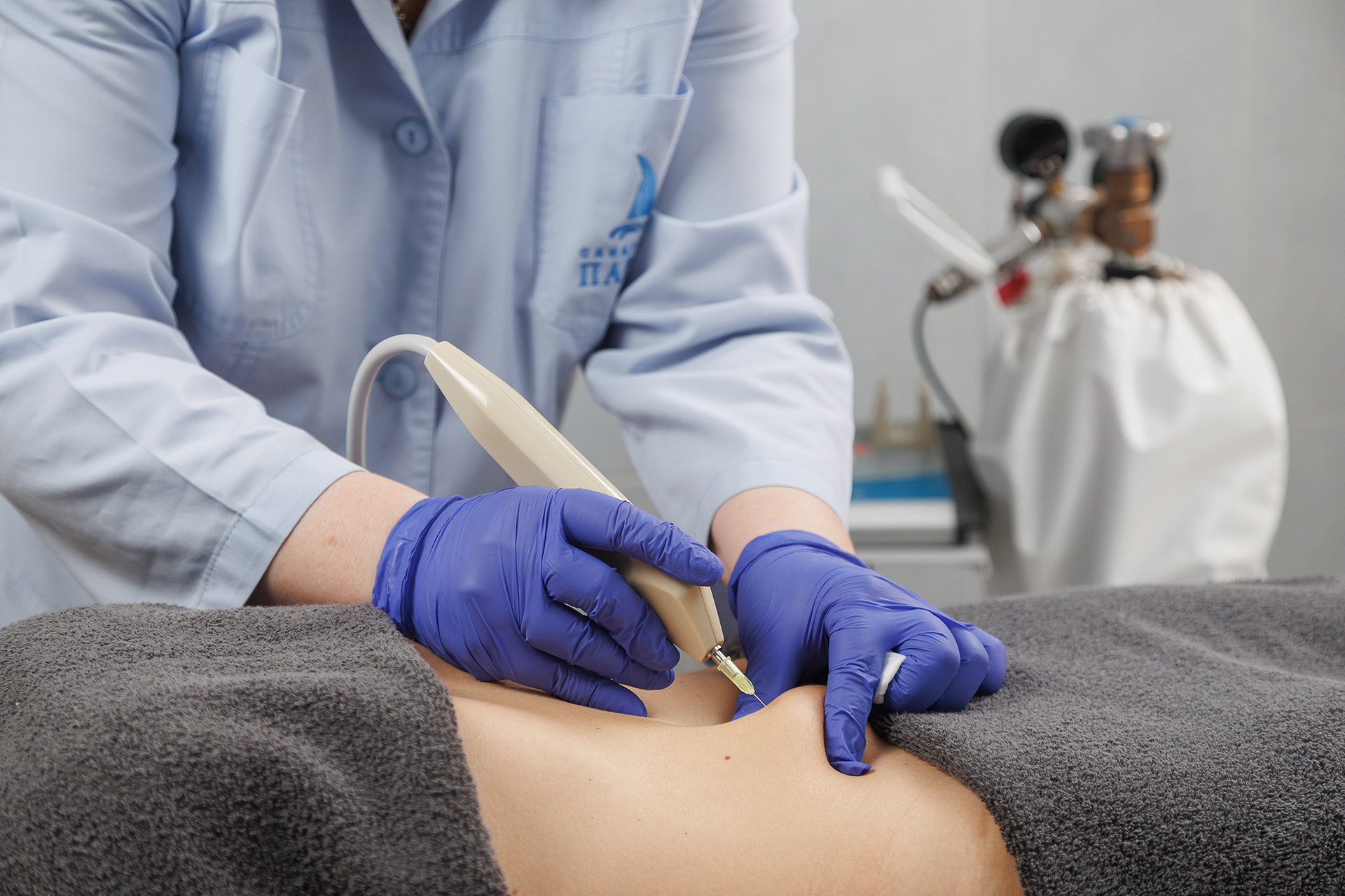 Карбокситерапия (CO2) по телу местная (подкожная) 4 Карбокситерапия (CO2) по телу местная (подкожная)