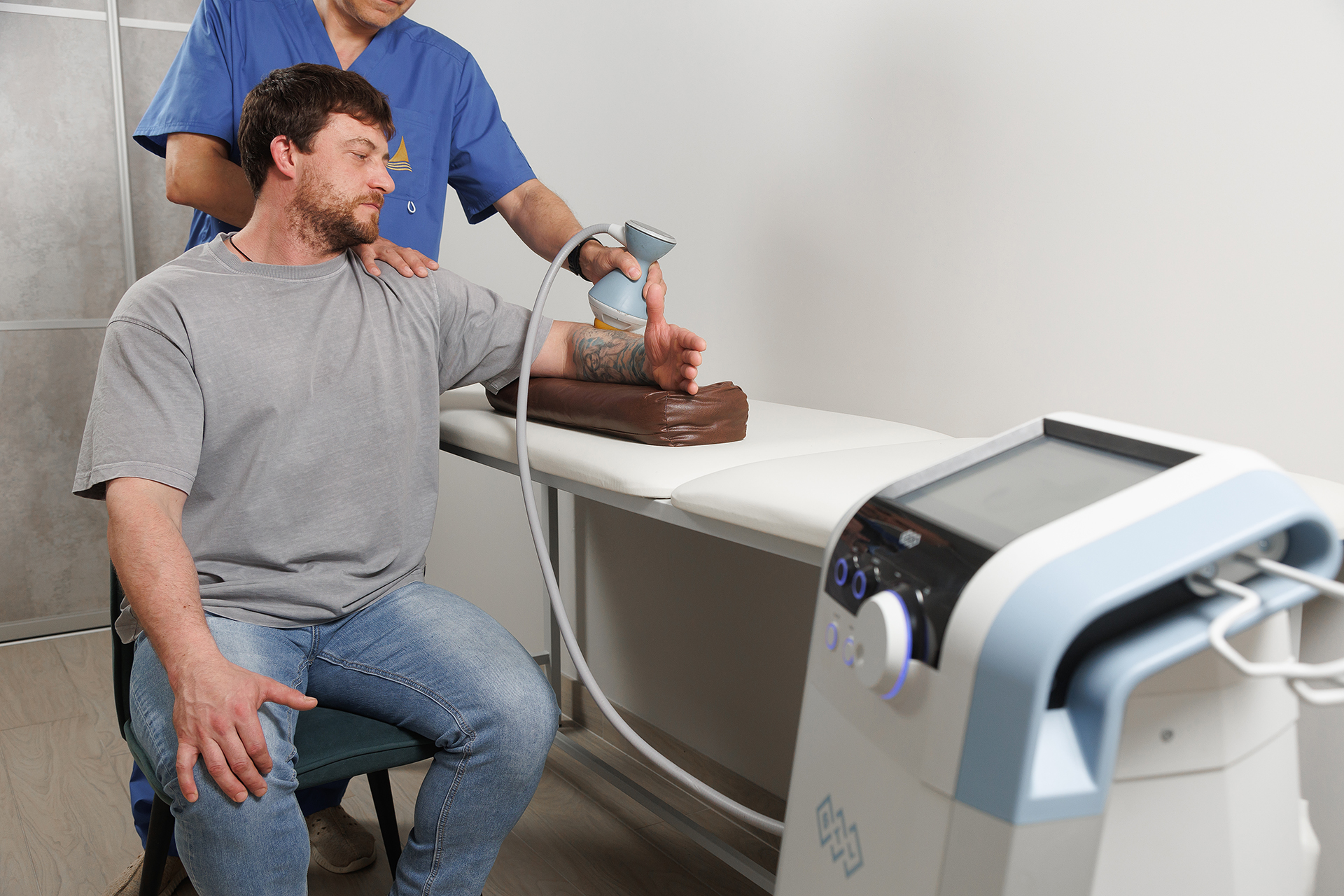 УВТ Фокусная ударно-волновая терапия на аппарате BTL «Лайт» 1 УВТ Фокусная ударно-волновая терапия на аппарате BTL «Лайт»